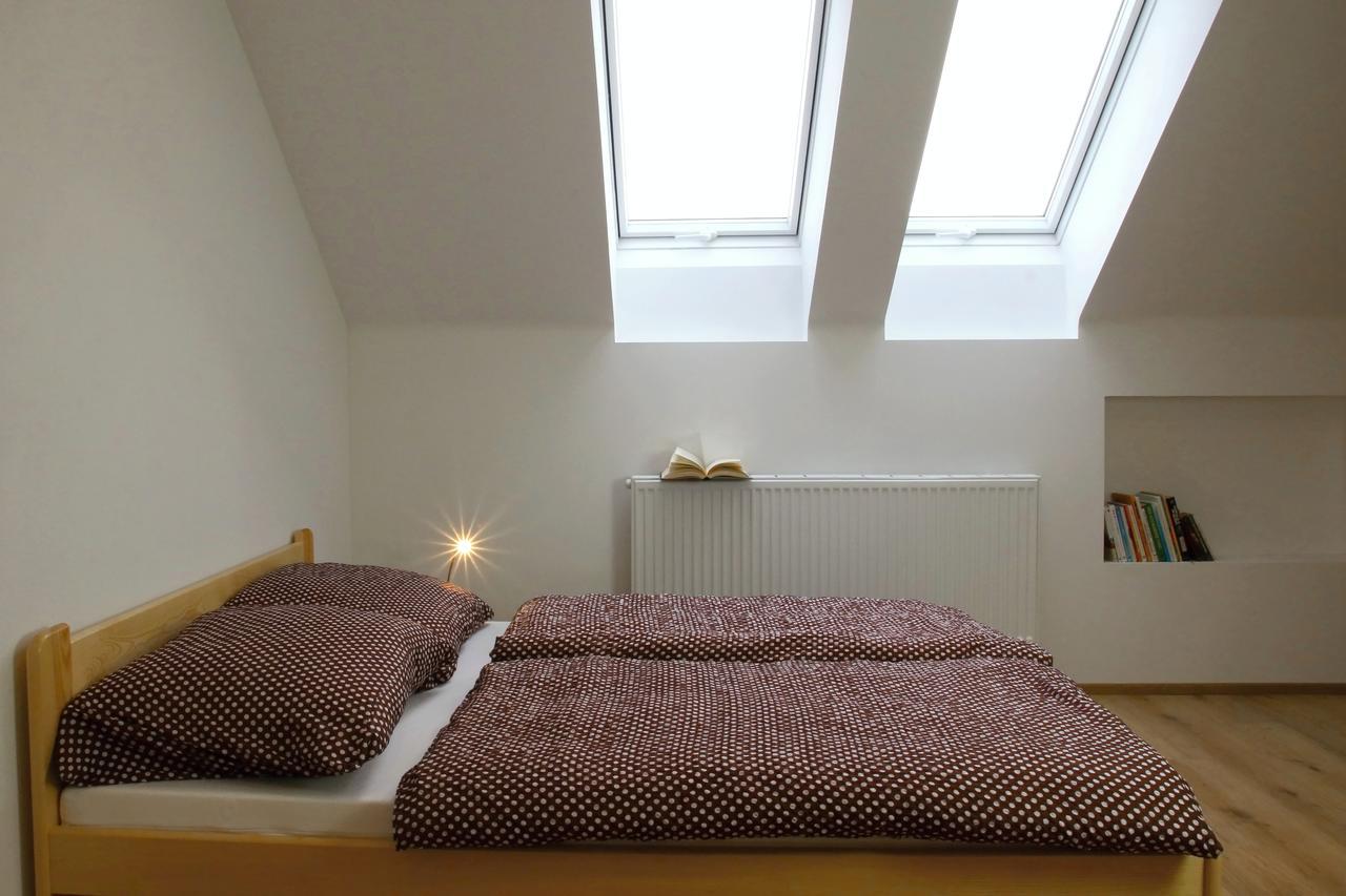 Apartmany Za Sakurou Hodonín المظهر الخارجي الصورة
